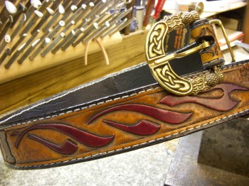 that is a great buckle, cast bronze, hand made